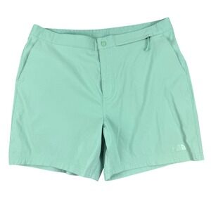 THE NORTH FACE Class V Do Everything Mens performance 7" shorts - 38